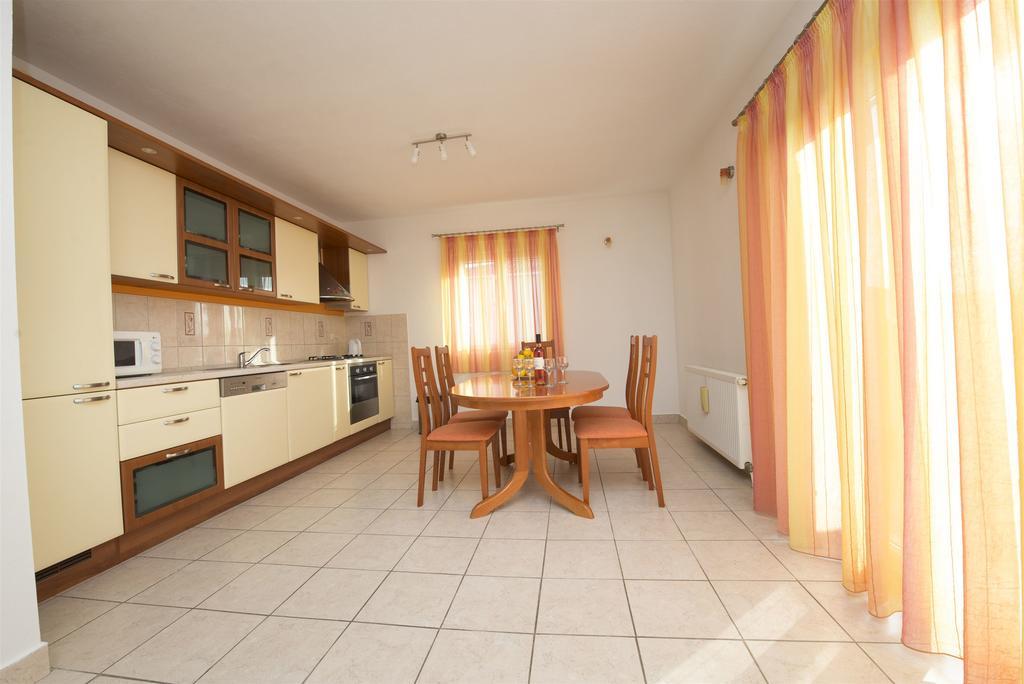 Apartments Meri Trogir Eksteriør billede